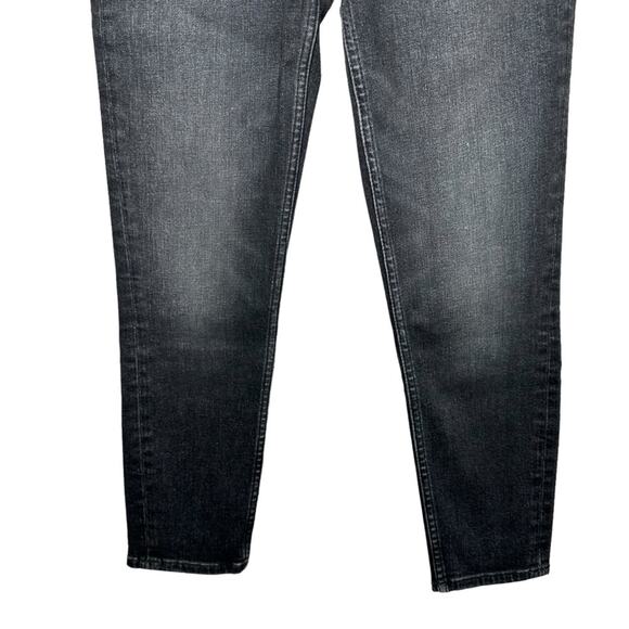 Re/Done 90s High Rise Ankle Crop Onyx Fade Jean - Picture 4 of 9